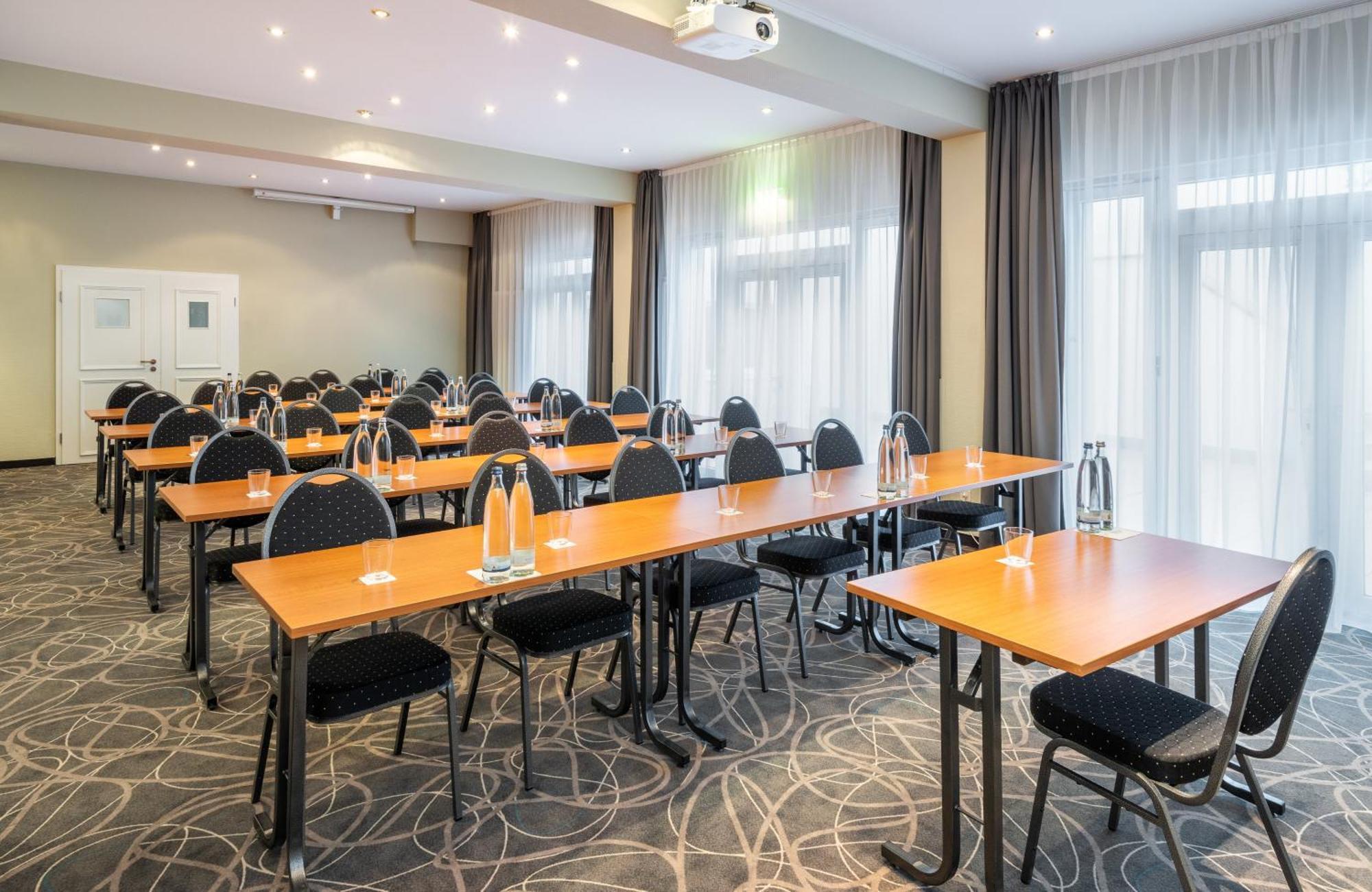 Leonardo Boutique Berlin City South Экстерьер фото